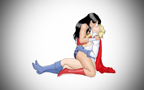 wonder woman loves powergirl