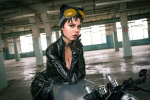 catwoman cosplayer