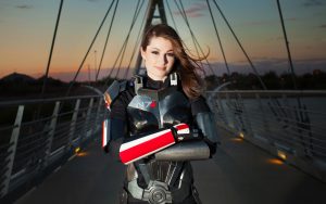 Shepard Cosplayer