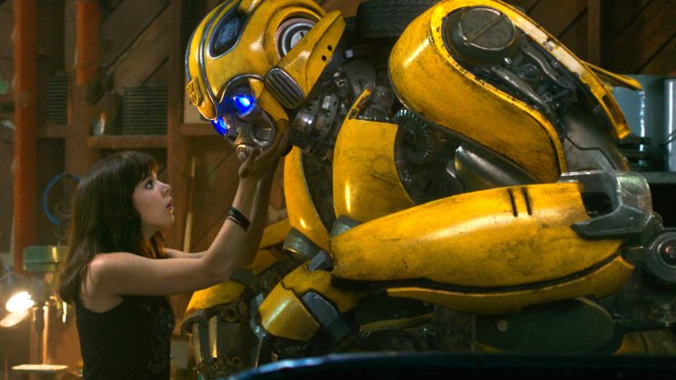 Bumble bee hitting on hailee Steinfeld