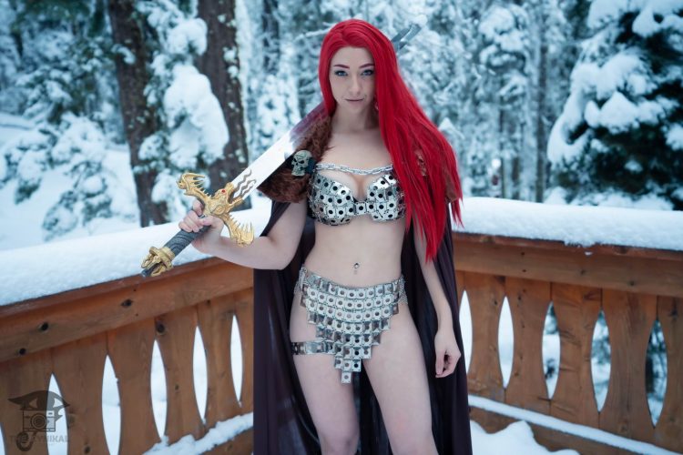 Red Head Cosplay in the snow